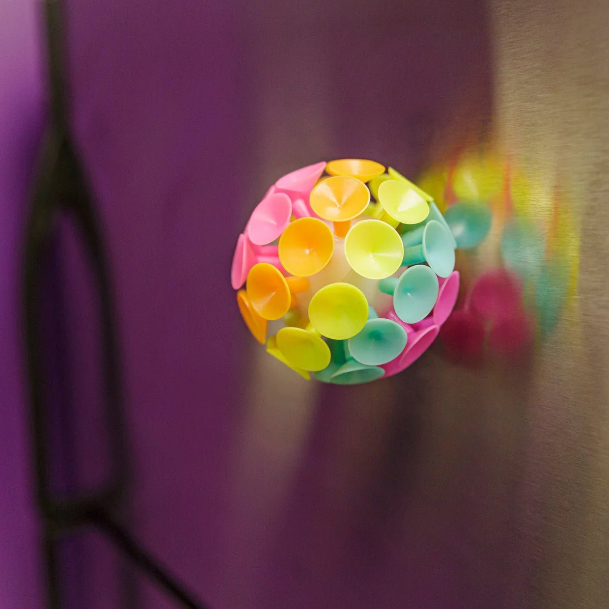 Jumbo Light - up Suction Cup Ball - Lion Wholesale