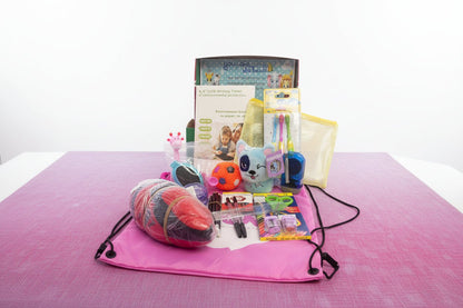 SAVE 10% Ultimate Shoebox 5 - 14 Girl Or Boy - Lion Wholesale